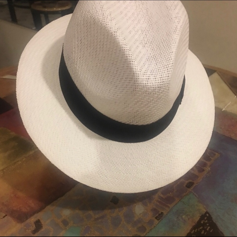 NWT Milani Sturdy Straw White Fedora   Size S/M